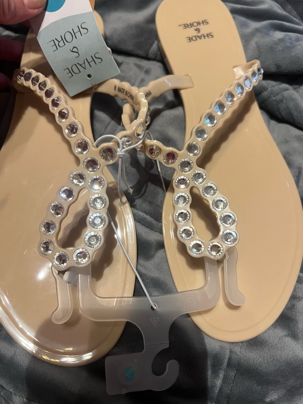 Shade & Shore Jelly Rhinestone Women’s Size 8 Tan Sandals, new with tags - Picture 2 of 8